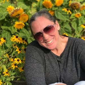 Meet your Posher, Lissa